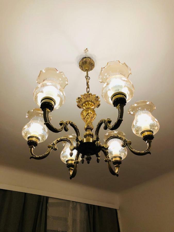 Central Apartment Near Subway Station 2 Wina Bagian luar foto